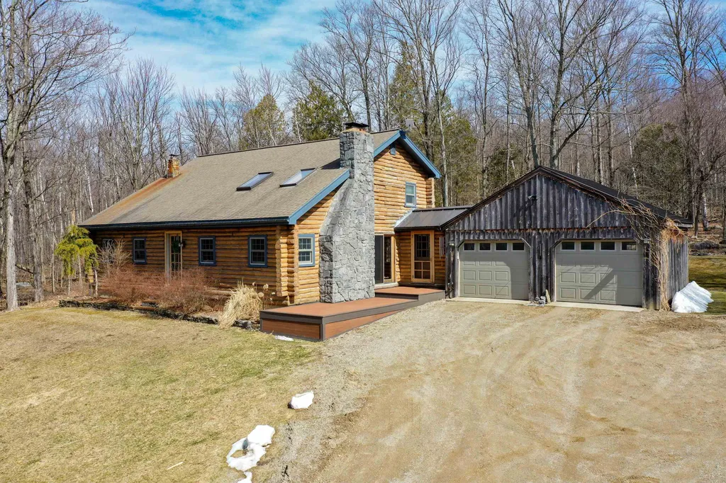 547 Cobble Road New Haven VT 05472