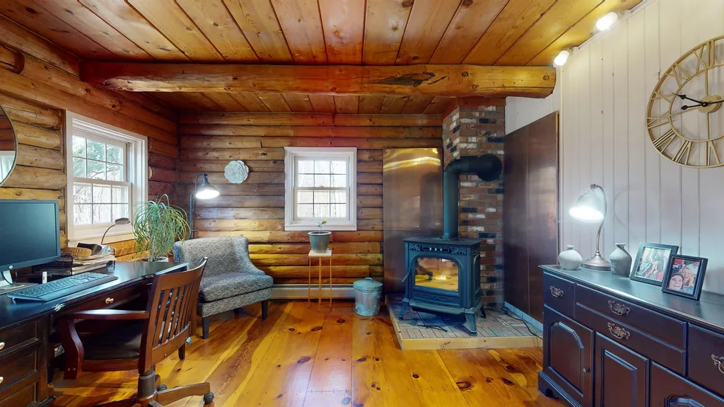 547 Cobble Road New Haven VT 05472