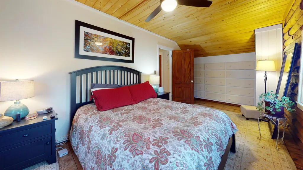 547 Cobble Road New Haven VT 05472