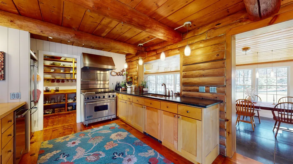 547 Cobble Road New Haven VT 05472