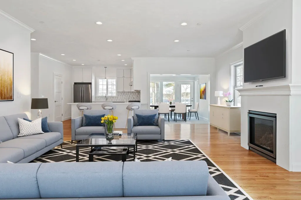 18 Kibrel Court Sandown NH 03873