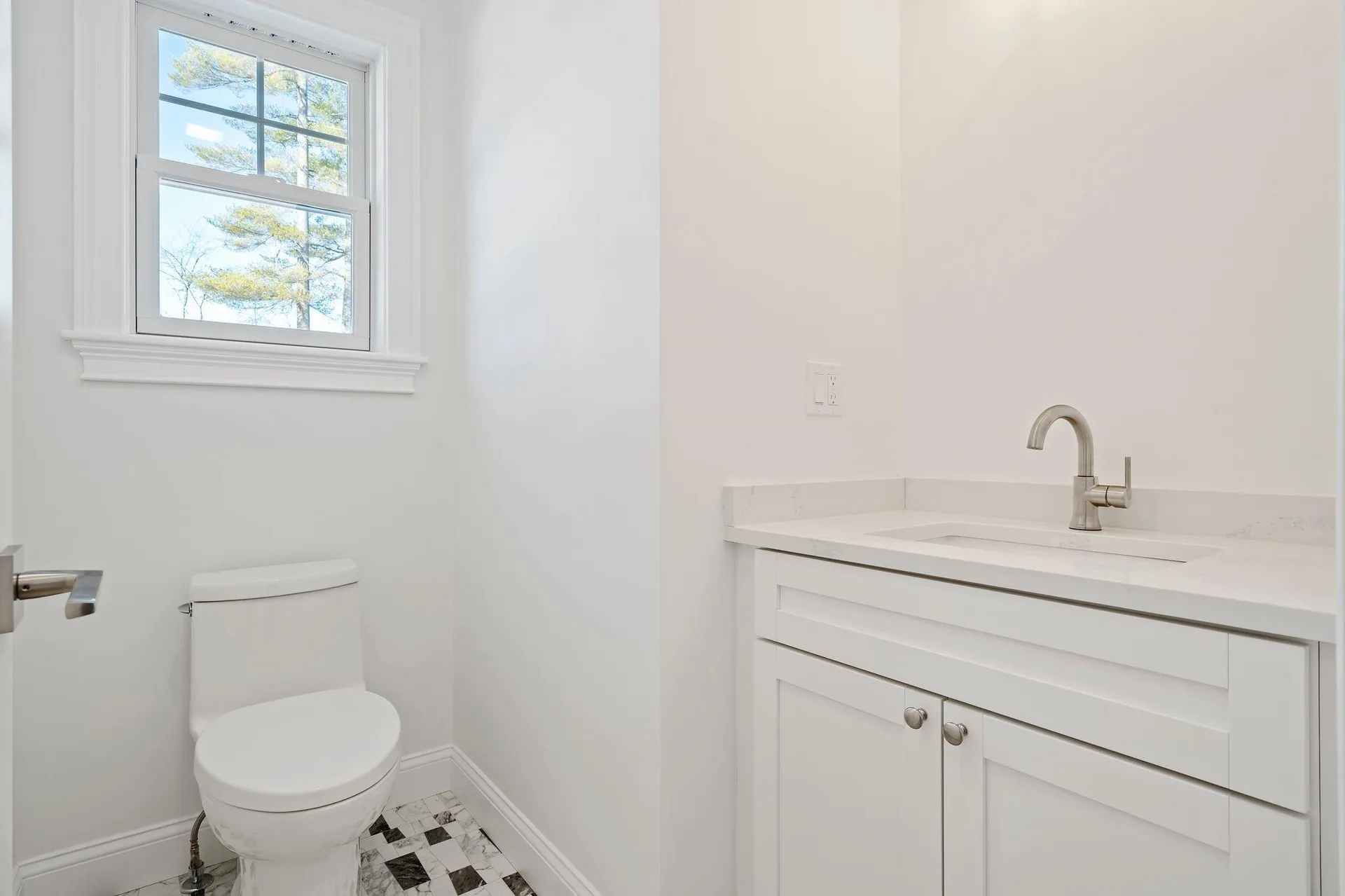 18 Kibrel Court Sandown NH 03873