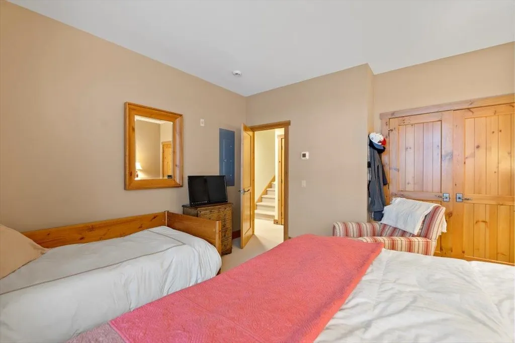 5b Cranberry Court Stratton VT 05155
