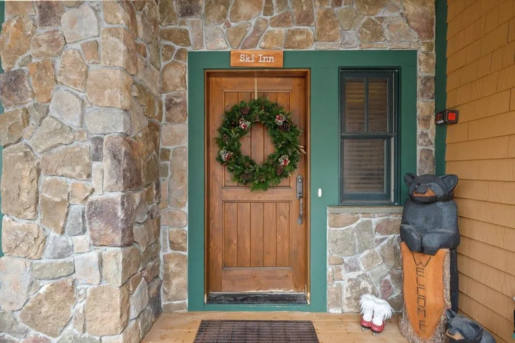 5b Cranberry Court Stratton VT 05155