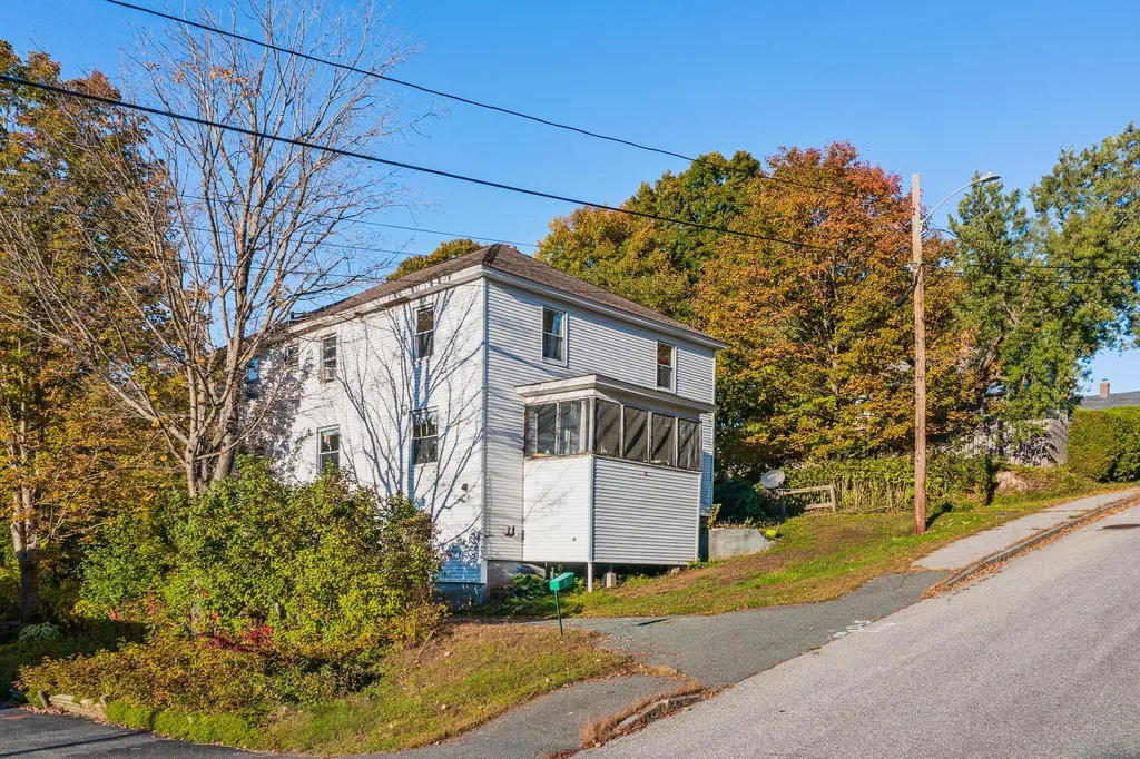 19 South Street Lebanon NH 03766