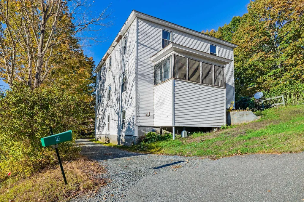 19 South Street Lebanon NH 03766