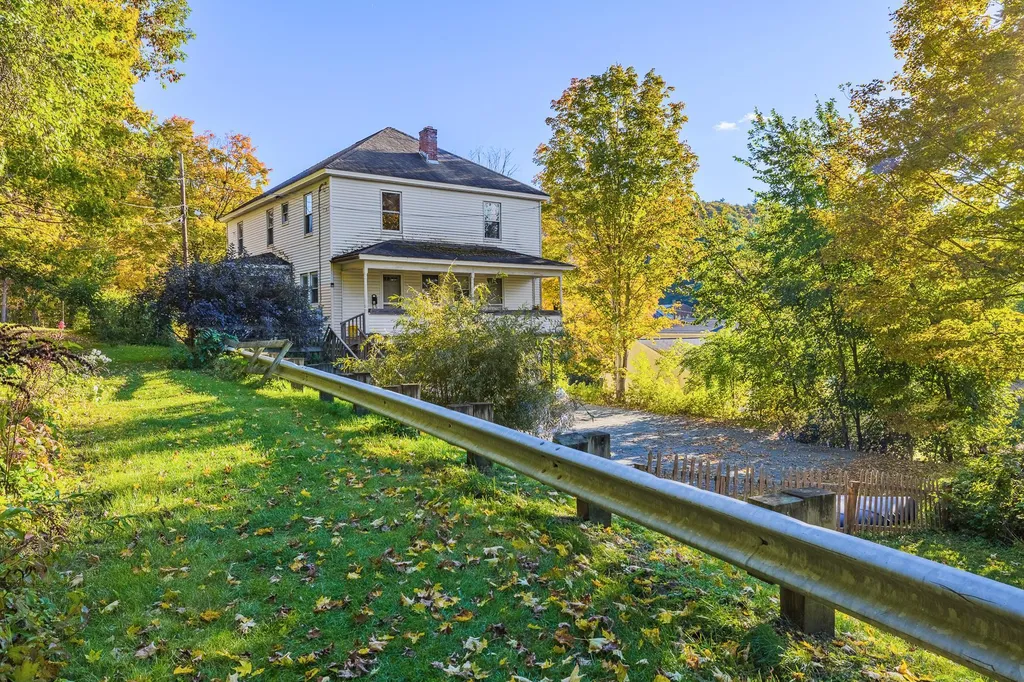19 South Street Lebanon NH 03766