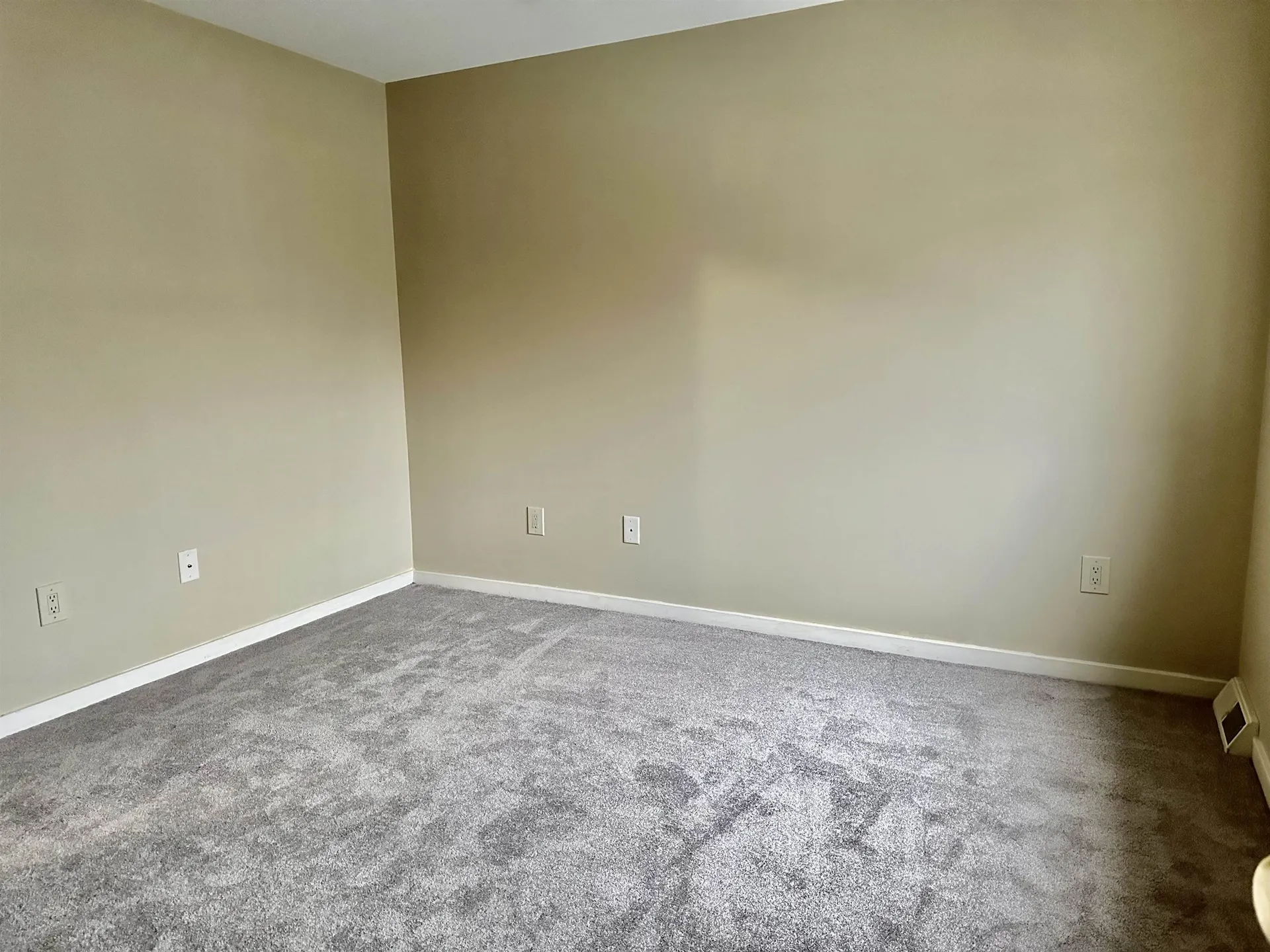 133 Colonial Drive Hartford VT 05001