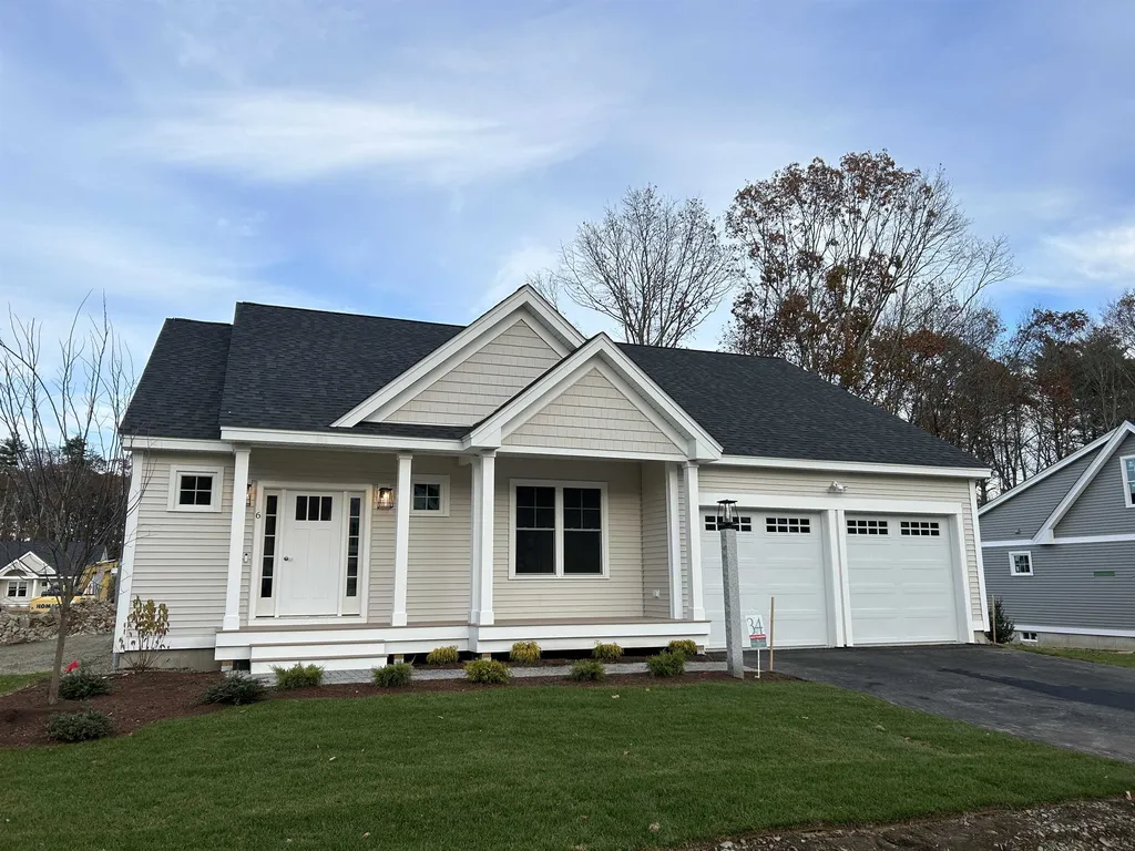 6 Rose Fountain Lane Hampton NH 03842