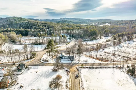 27 Karl Gordon Road Alexandria NH 03222