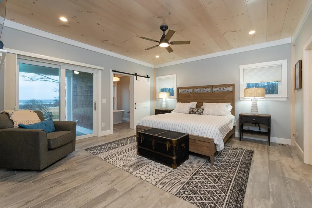 106 Goodwin Road Kittery ME 03905