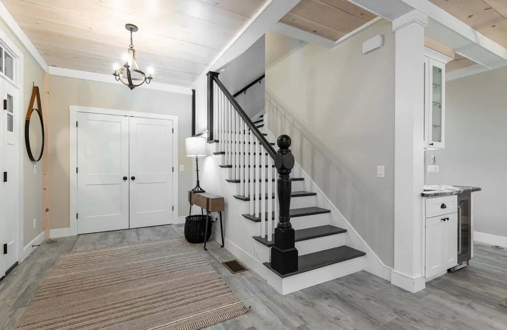 106 Goodwin Road Kittery ME 03905