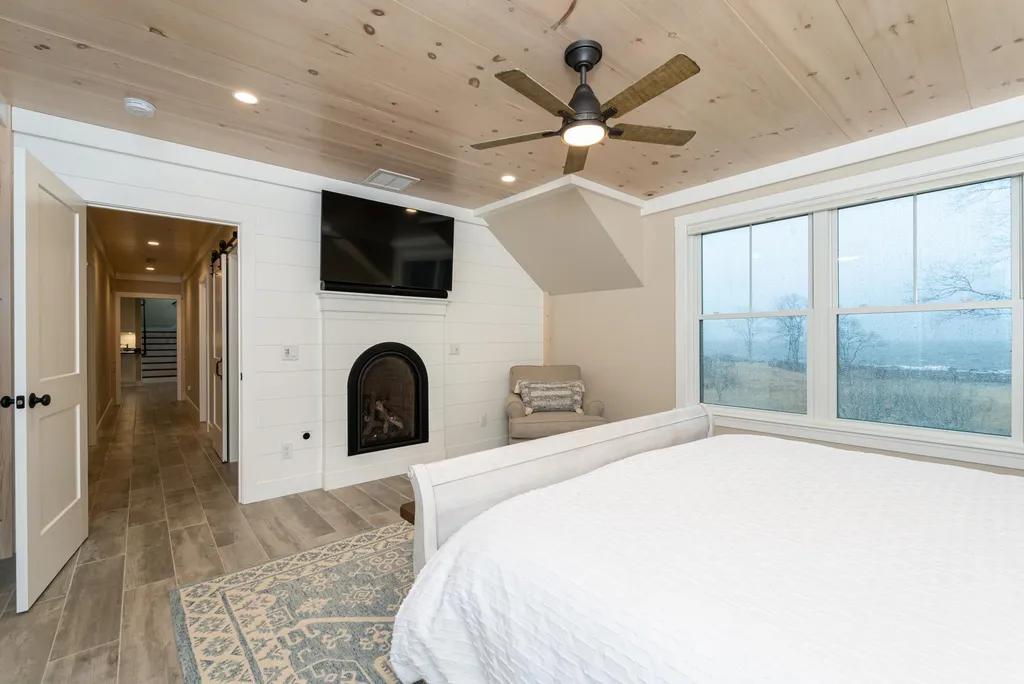 106 Goodwin Road Kittery ME 03905