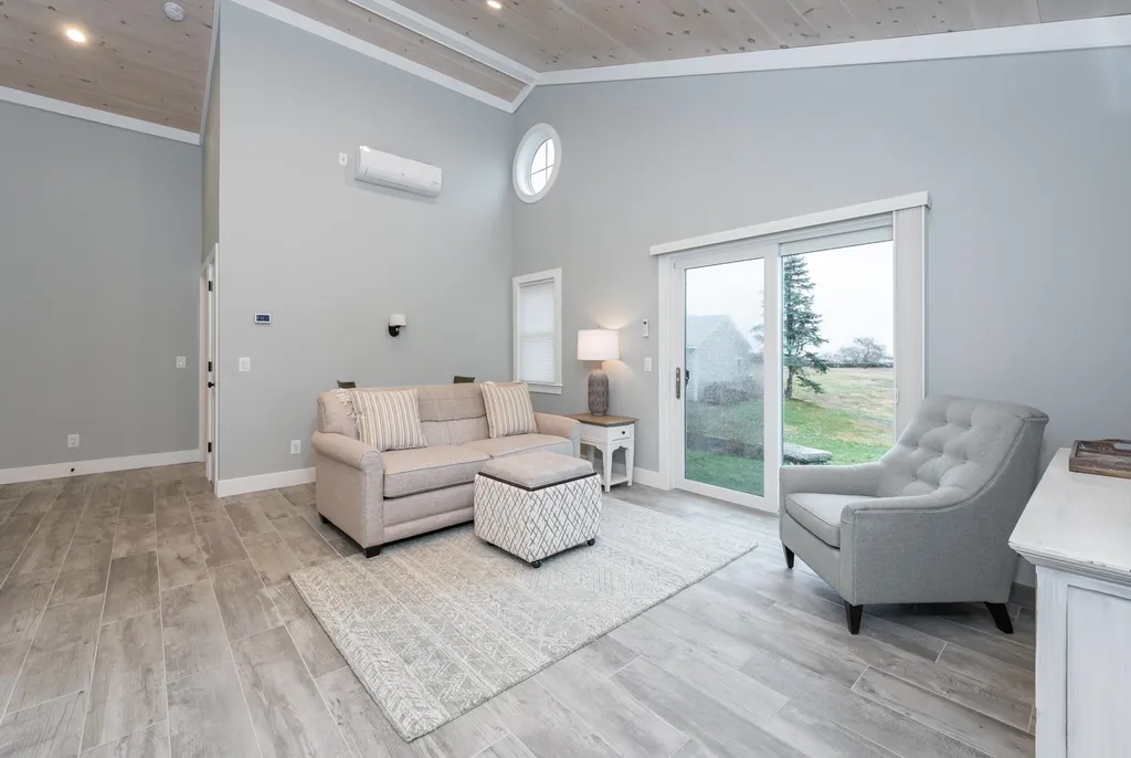 106 Goodwin Road Kittery ME 03905