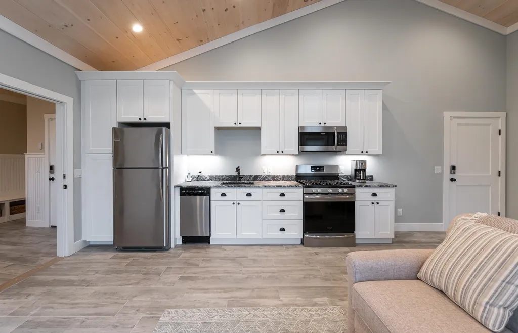 106 Goodwin Road Kittery ME 03905