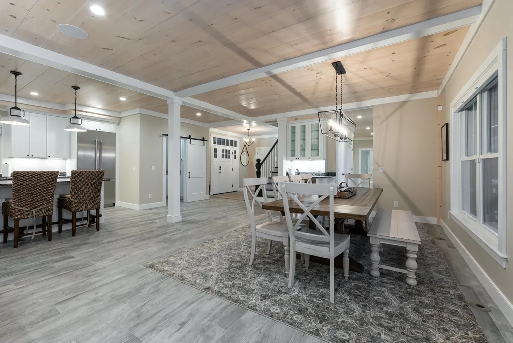 106 Goodwin Road Kittery ME 03905