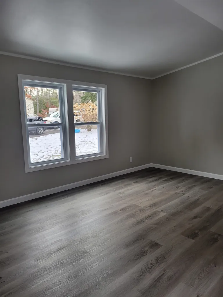 4 Dinan Drive Allenstown NH 03275