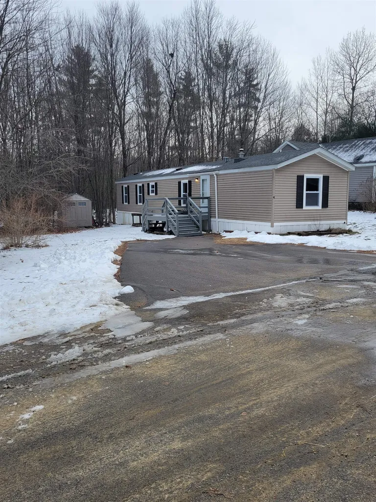4 Dinan Drive Allenstown NH 03275