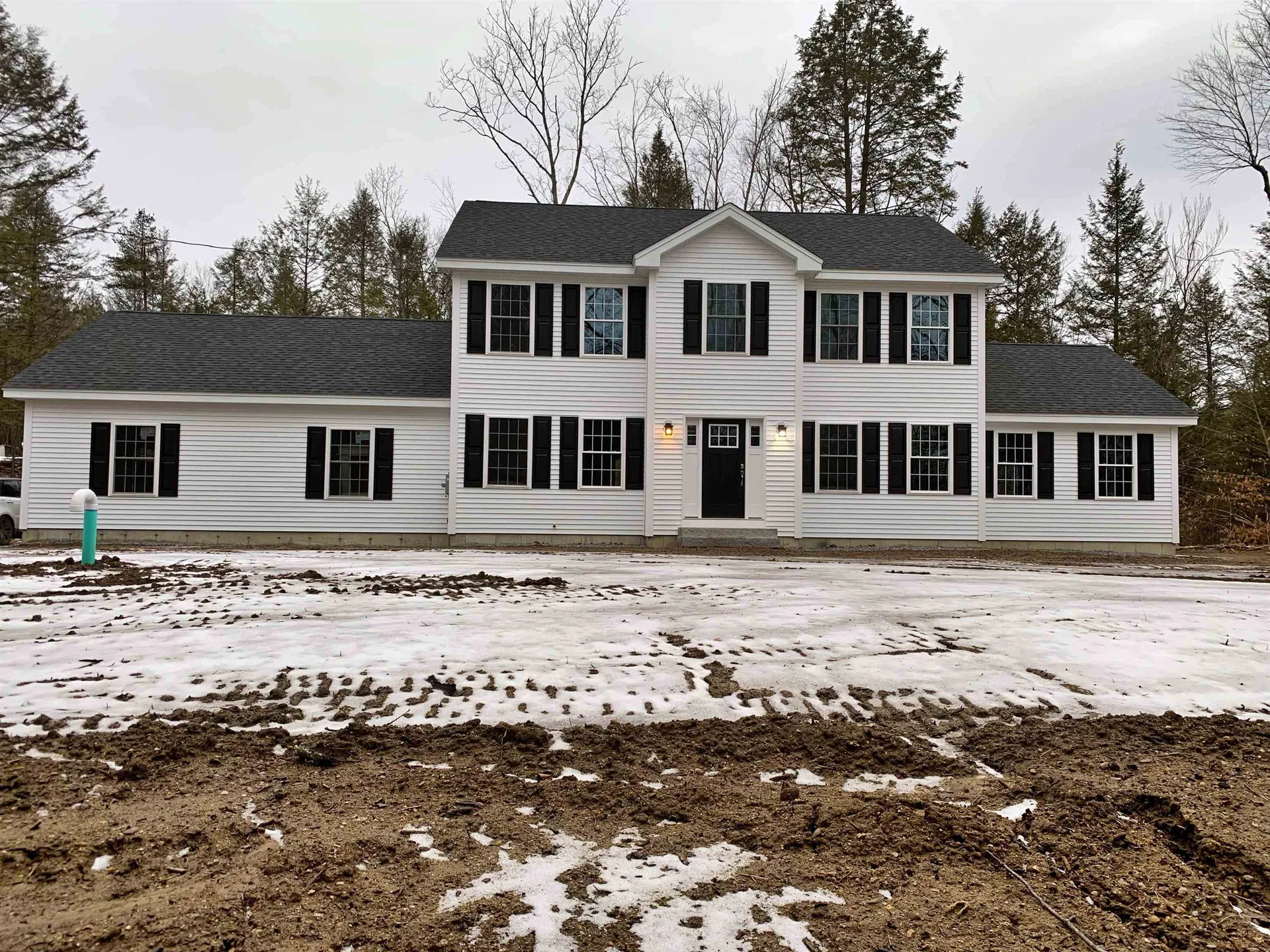 26 Mountain Road Weare NH 03281