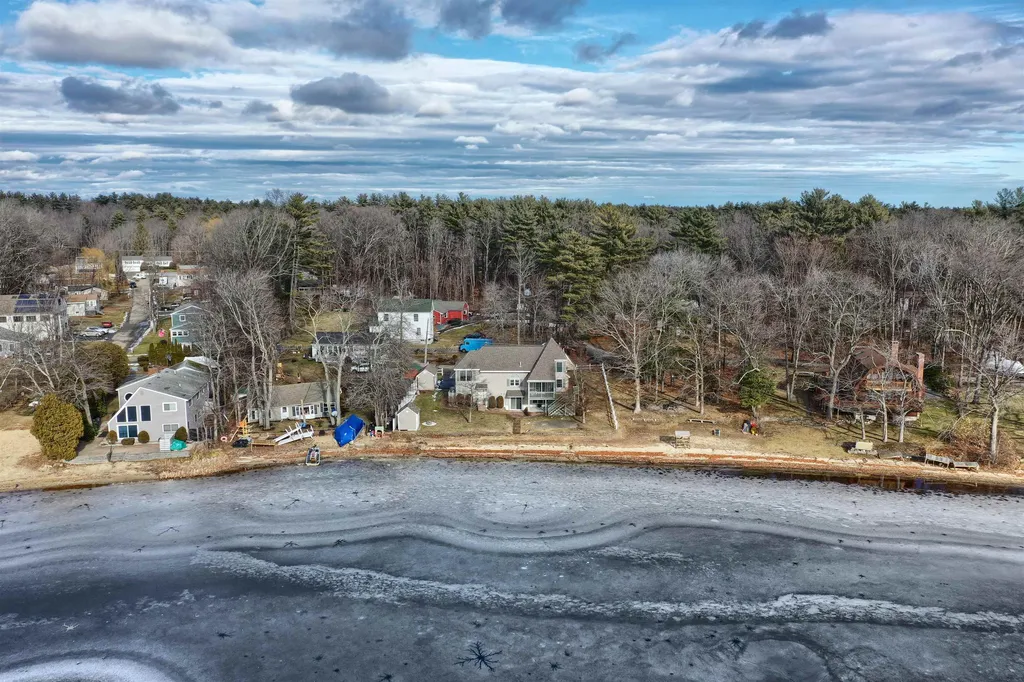 23 Trues Parkway Sandown NH 03873