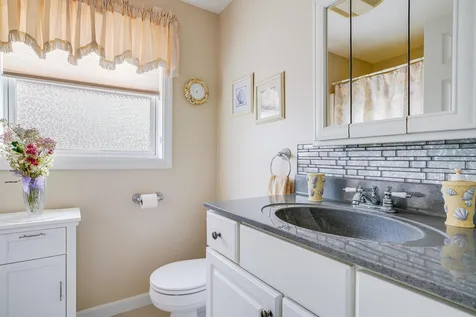 23 Trues Parkway Sandown NH 03873
