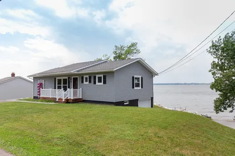 194 Lakewood Drive Swanton VT 05488