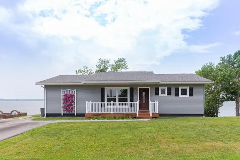 194 Lakewood Drive Swanton VT 05488