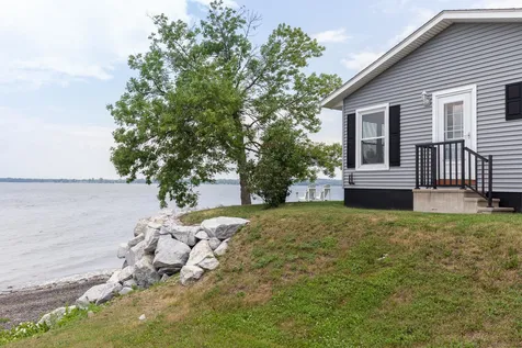194 Lakewood Drive Swanton VT 05488