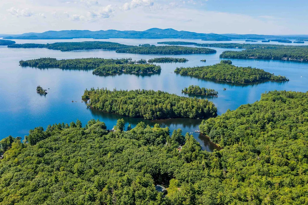 50 Bartlett Landing Road Moultonborough NH 03254