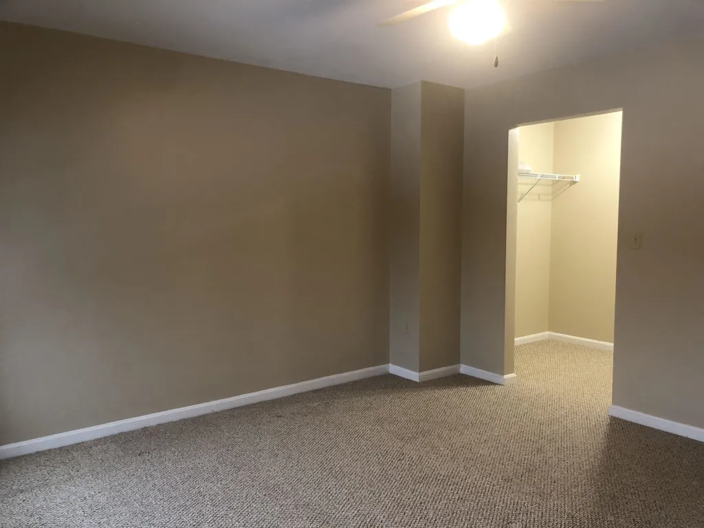 118 Secretariat Way Rochester NH 03867