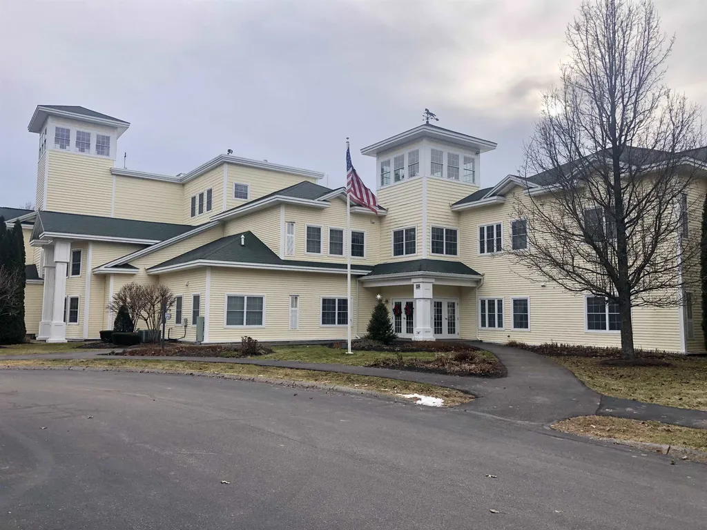 118 Secretariat Way Rochester NH 03867