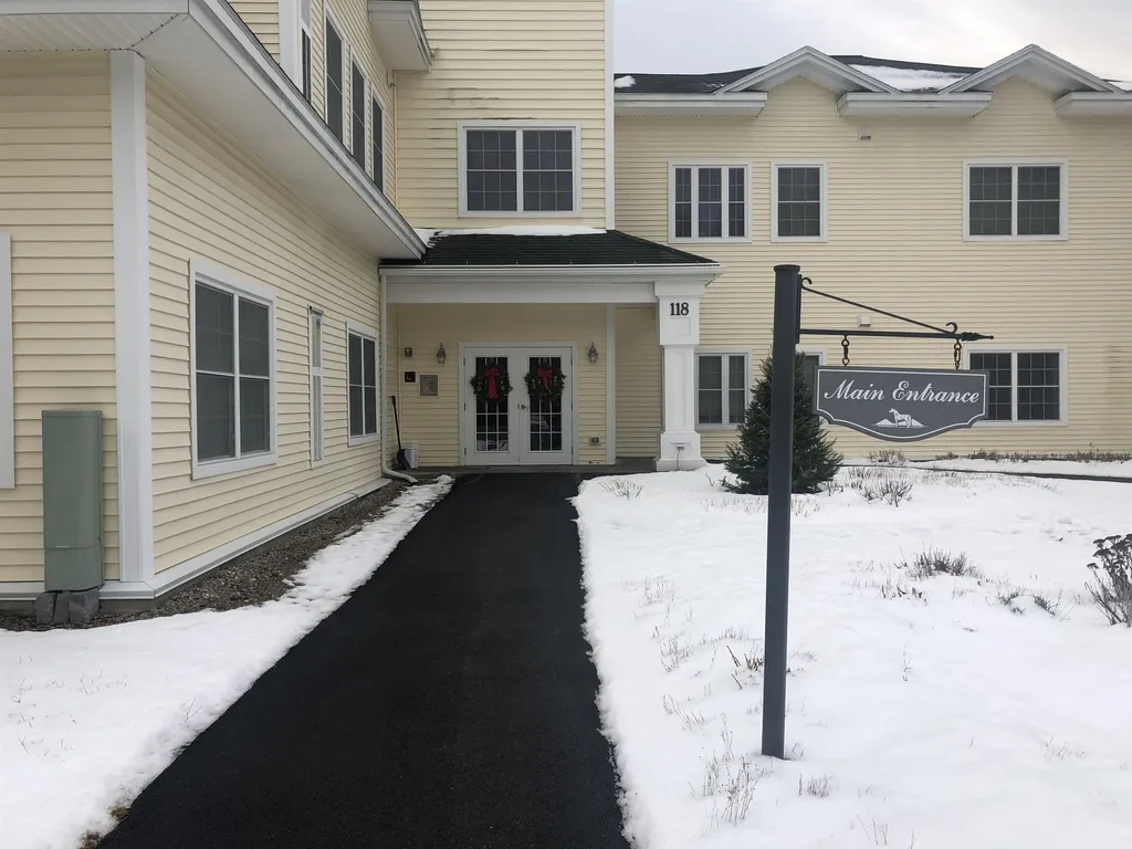 118 Secretariat Way Rochester NH 03867