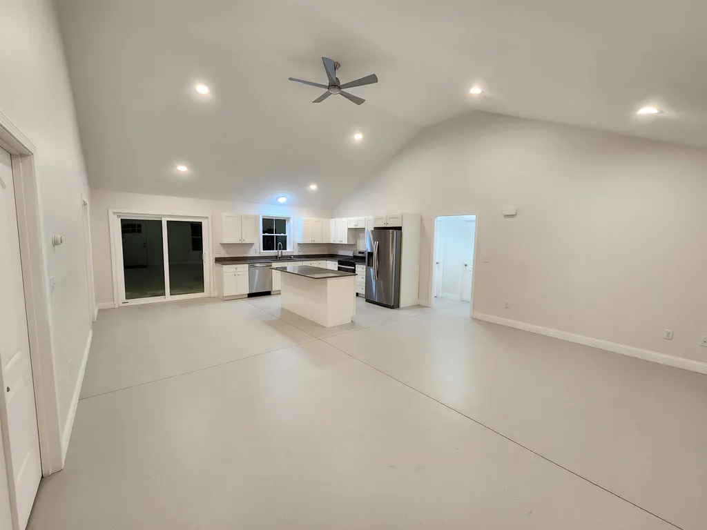 65 Corbett Road Barrington NH 03825