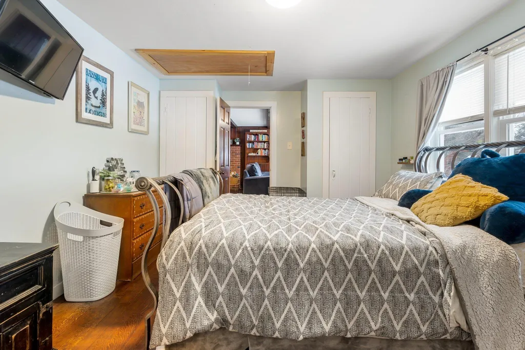 52 Cass Mill Road Hill NH 03243
