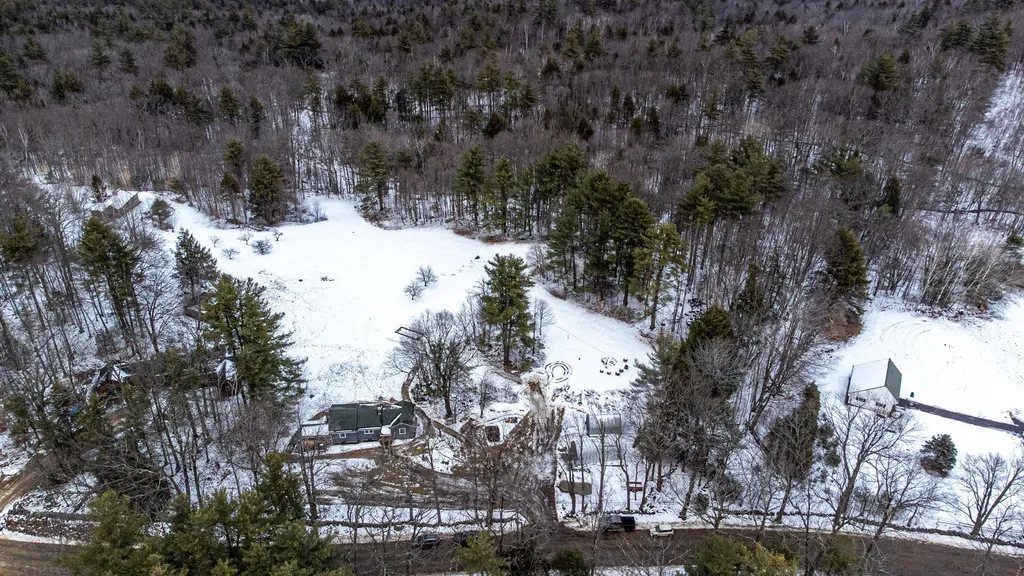 52 Cass Mill Road Hill NH 03243