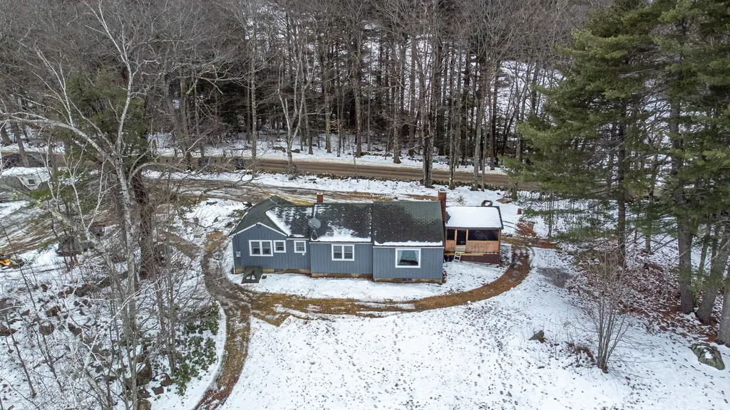 52 Cass Mill Road Hill NH 03243