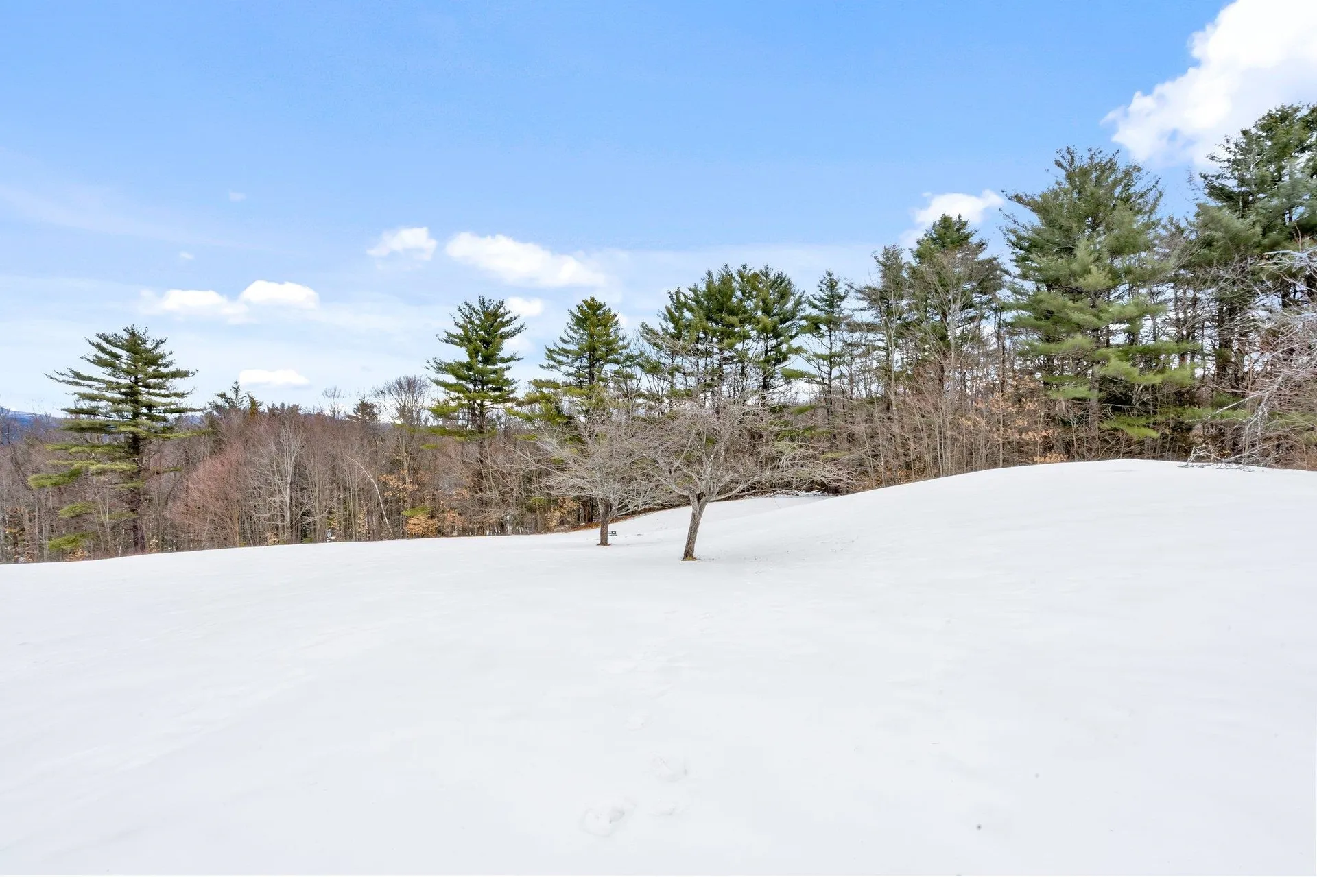 52 Cass Mill Road Hill NH 03243