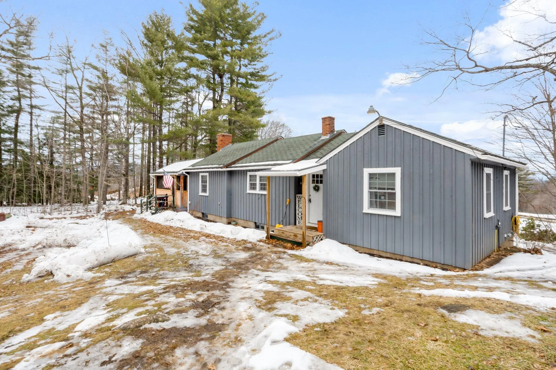 52 Cass Mill Road Hill NH 03243