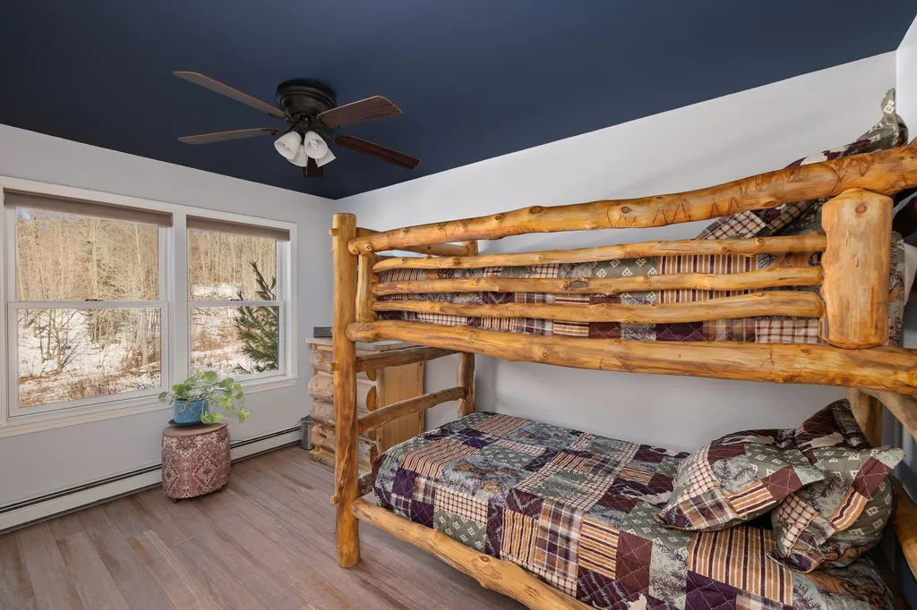 3132 North Hollow Road Granville VT 05747