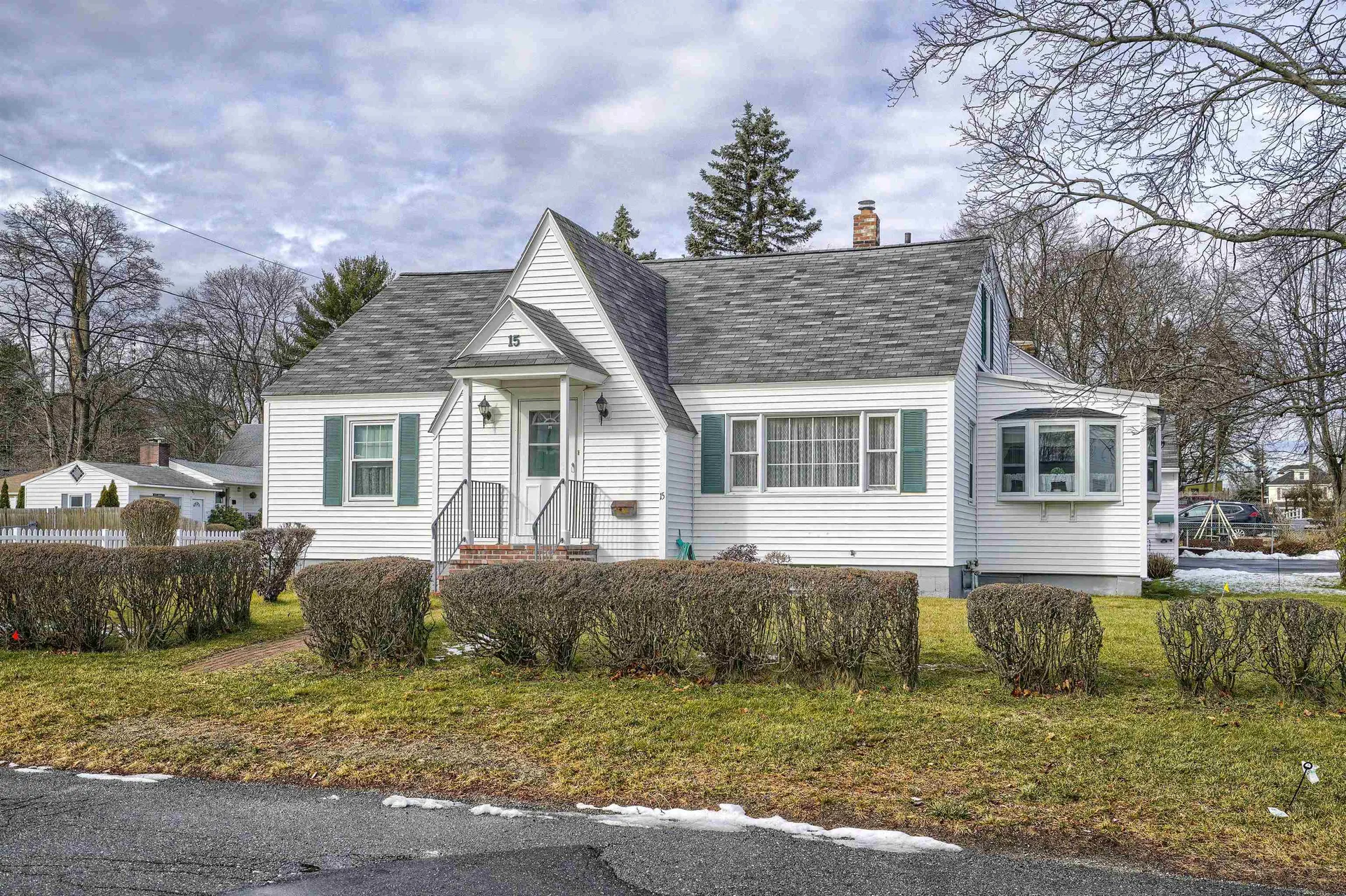 15 Lewis Street Nashua NH 03060
