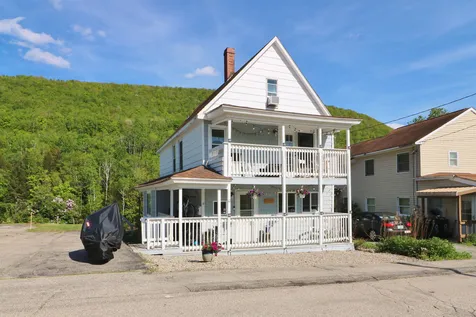 10 River Street Gorham NH 03581