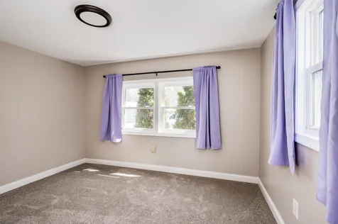 23 Hilton Avenue Exeter NH 03833