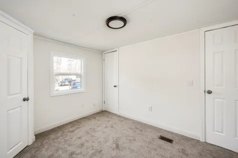 23 Hilton Avenue Exeter NH 03833