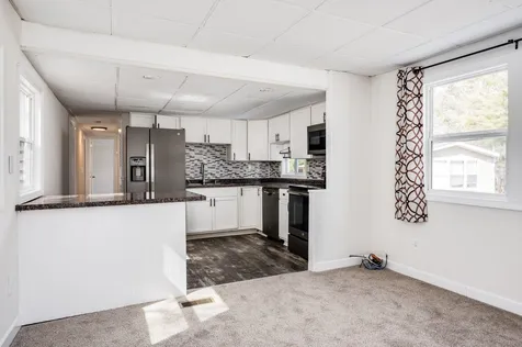 23 Hilton Avenue Exeter NH 03833