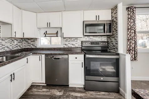 23 Hilton Avenue Exeter NH 03833