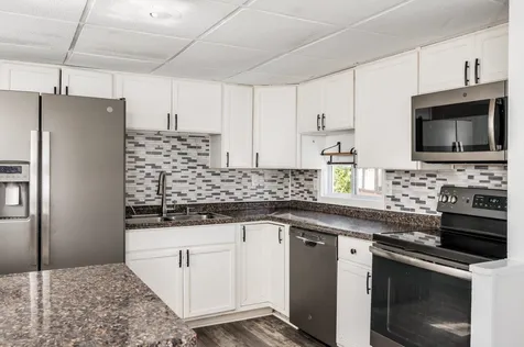 23 Hilton Avenue Exeter NH 03833