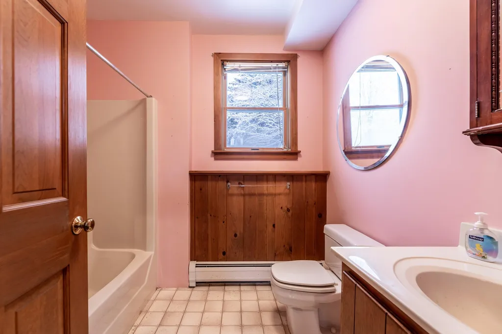 8 Hollenbeck Lane Hanover NH 03755