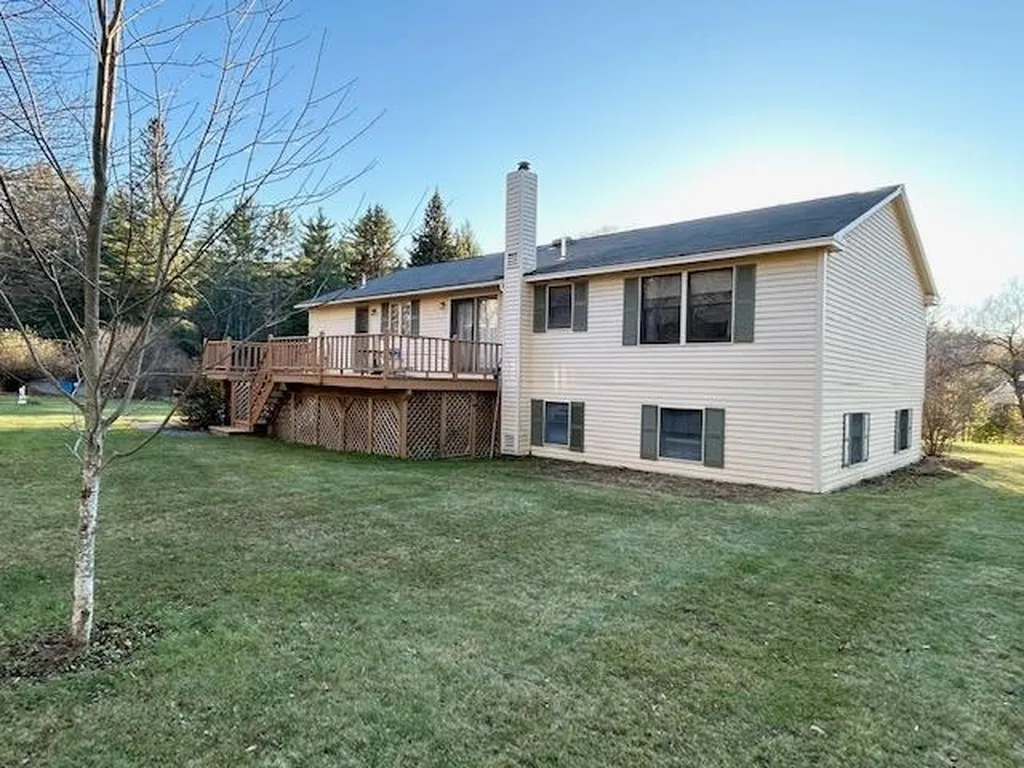 8 Hollenbeck Lane Hanover NH 03755