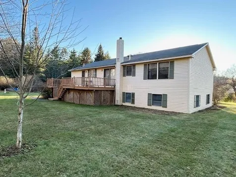 8 Hollenbeck Lane Hanover NH 03755