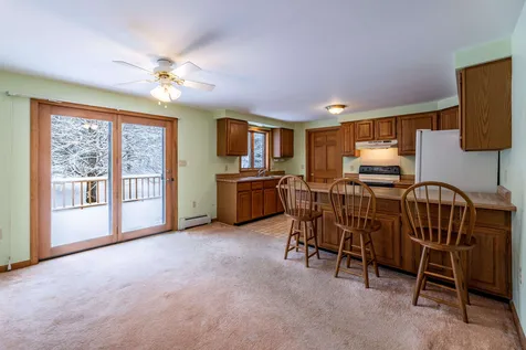 8 Hollenbeck Lane Hanover NH 03755